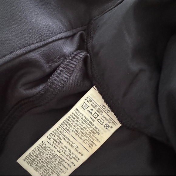 Old Navy Men’s dress pants - Picture 7 of 11